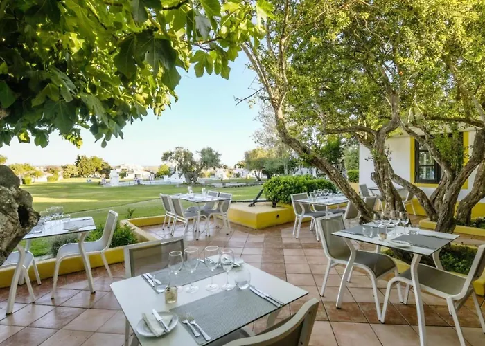 Terrace&pool شقة *